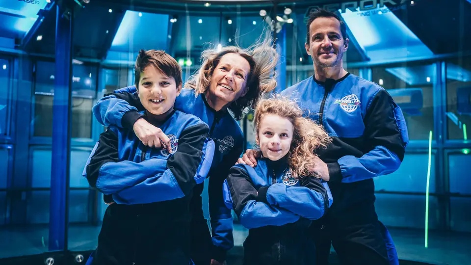 Une famille en soufflerie chez Aerokart